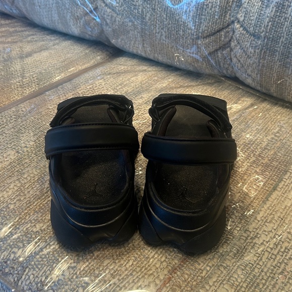 Jordan Black Sandals with Gold Accents - Picture 3 of 5